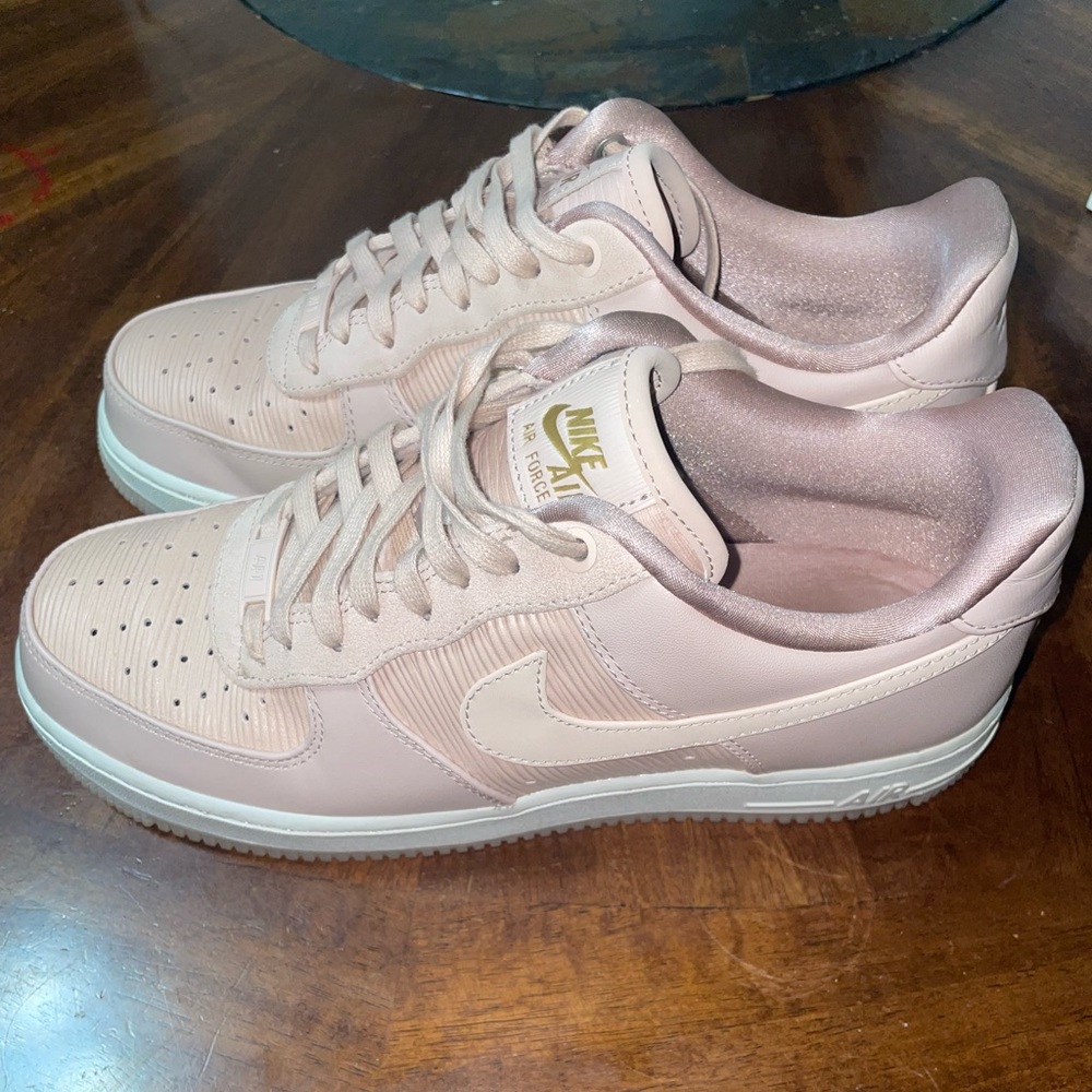 Wmns Air Force 1 ‘07 LX